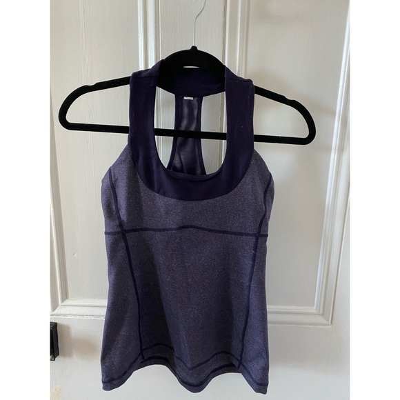 Lululemon Workout Tank // Size 6 - Picture 4 of 5